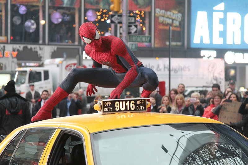 ingles 200h pontosturisticos spider man - Curso de Inglês Online